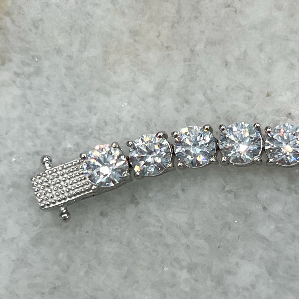 Swarovski Zirconia 7.25” Sterling Silver Tennis Bracelet by J Francis - Picture 12 of 15